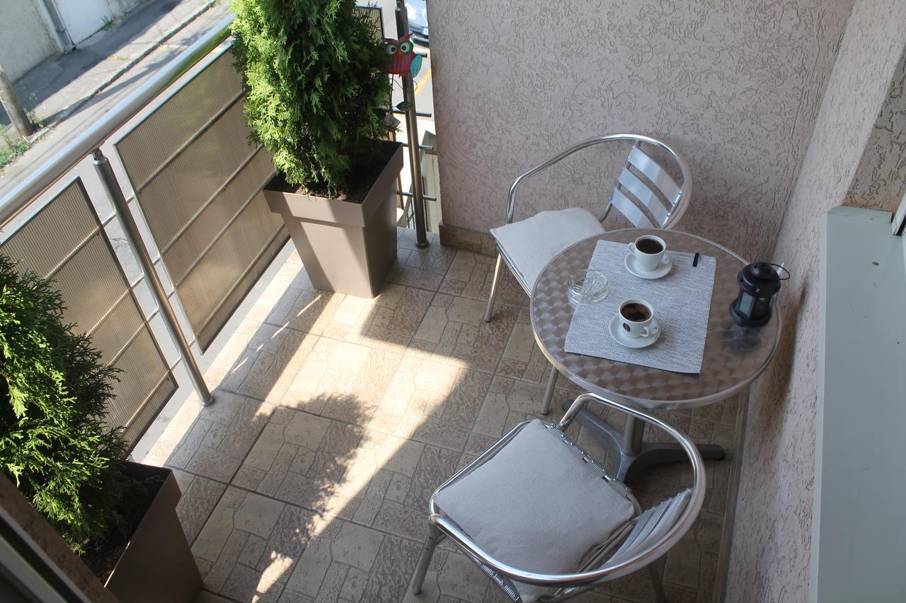 Apartment Cerska Mrb Belgrado Exterior foto