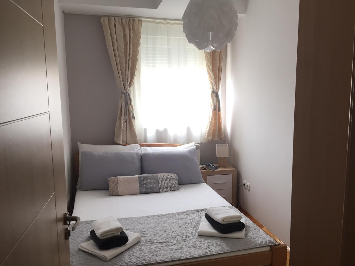 Apartment Cerska Mrb Belgrado Exterior foto